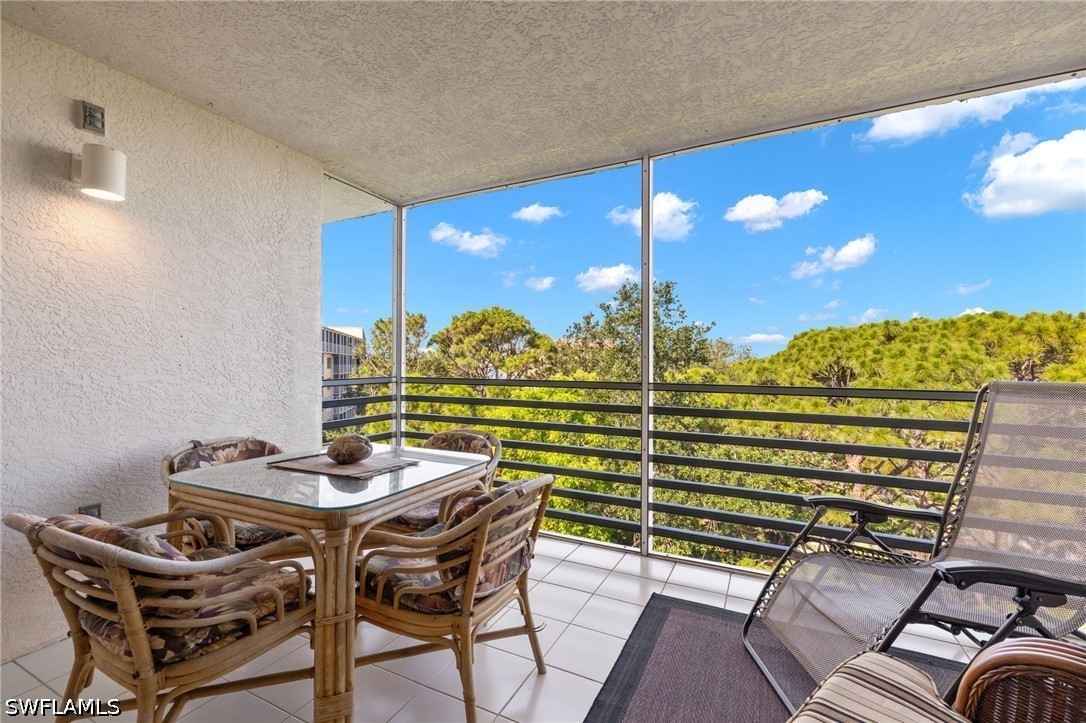 290 Naples Cove Dr 2602 Property Photo 23