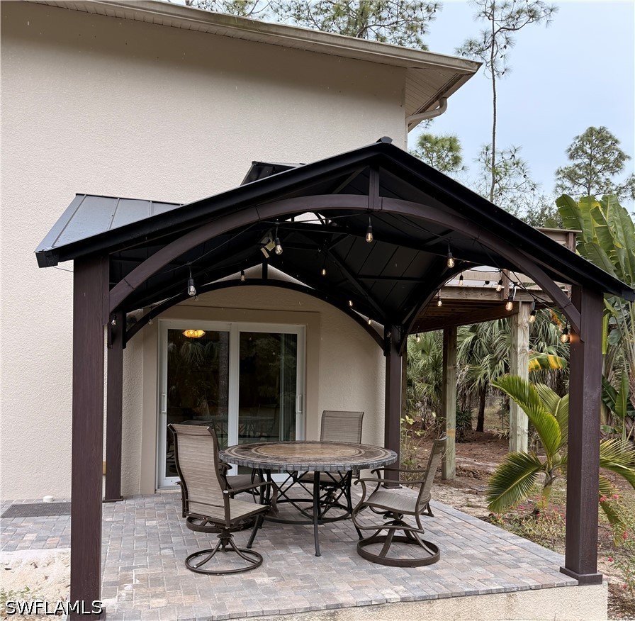 6140 Standing Oaks Property Photo 13