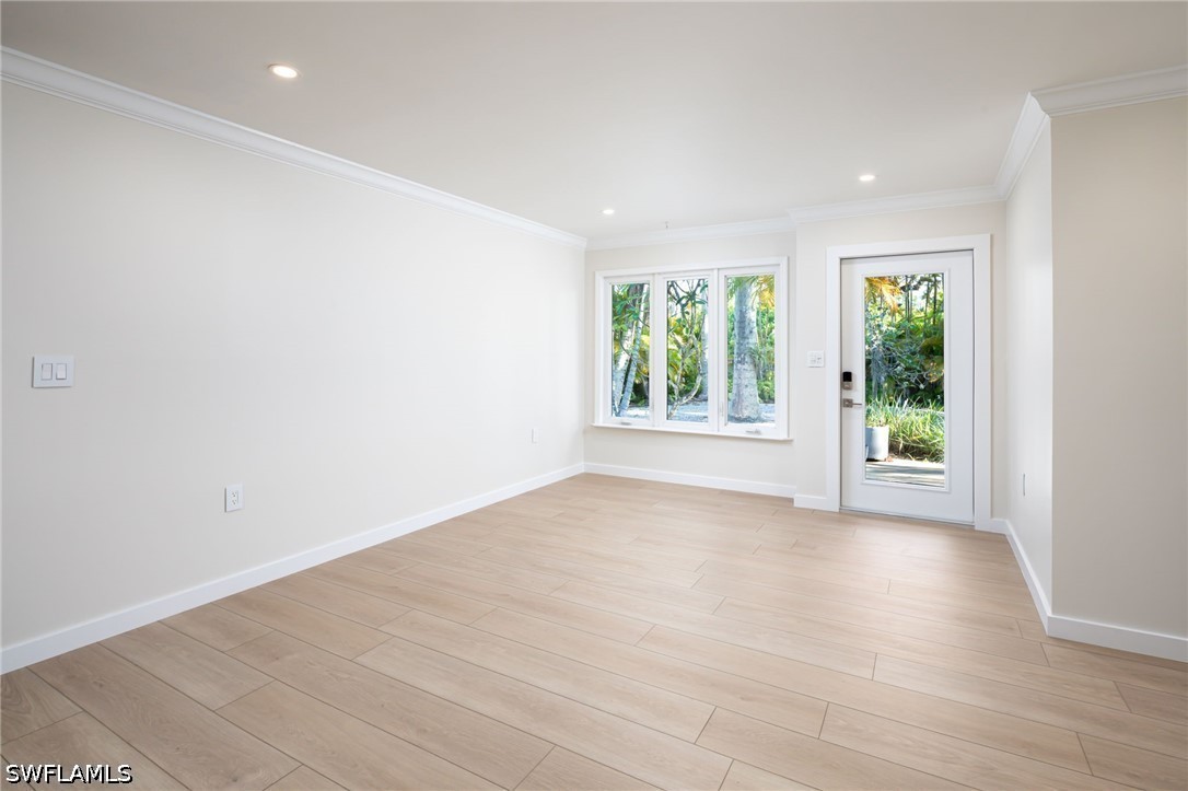 2424 Harbor Rd Property Photo 3