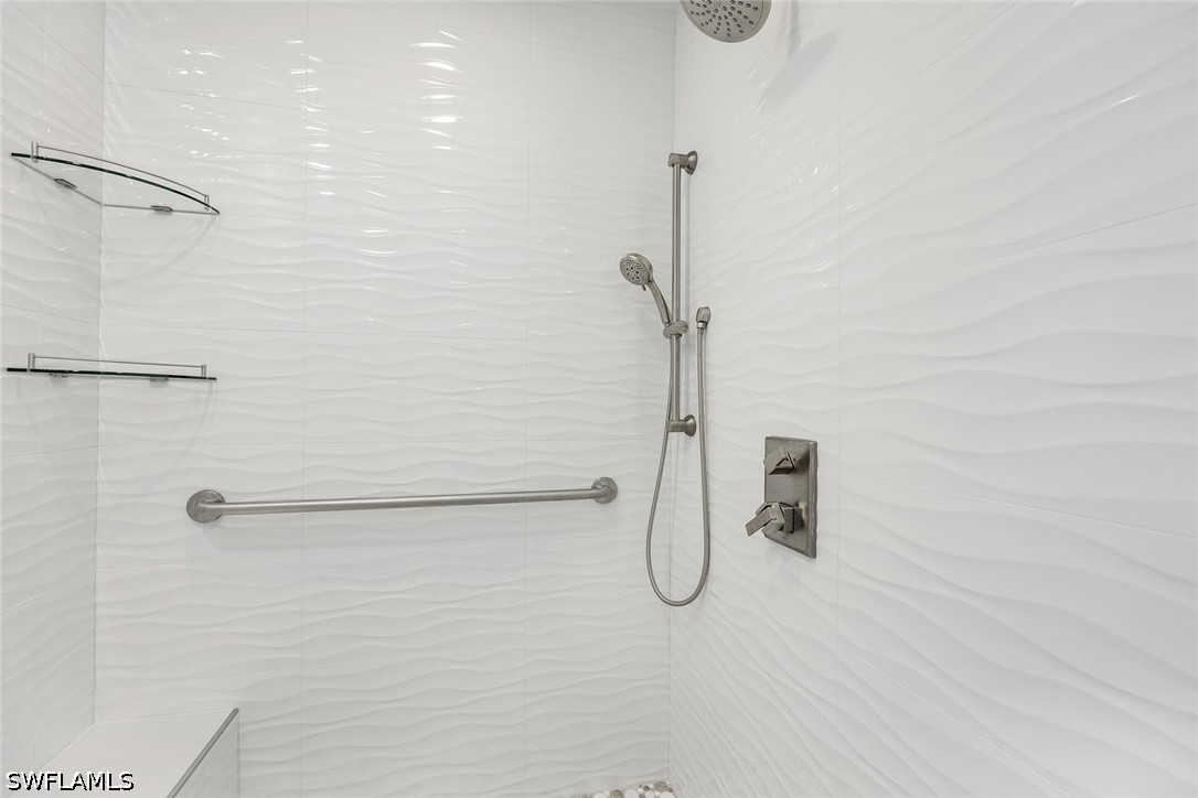 400 Flagship Dr 902 Property Photo 14
