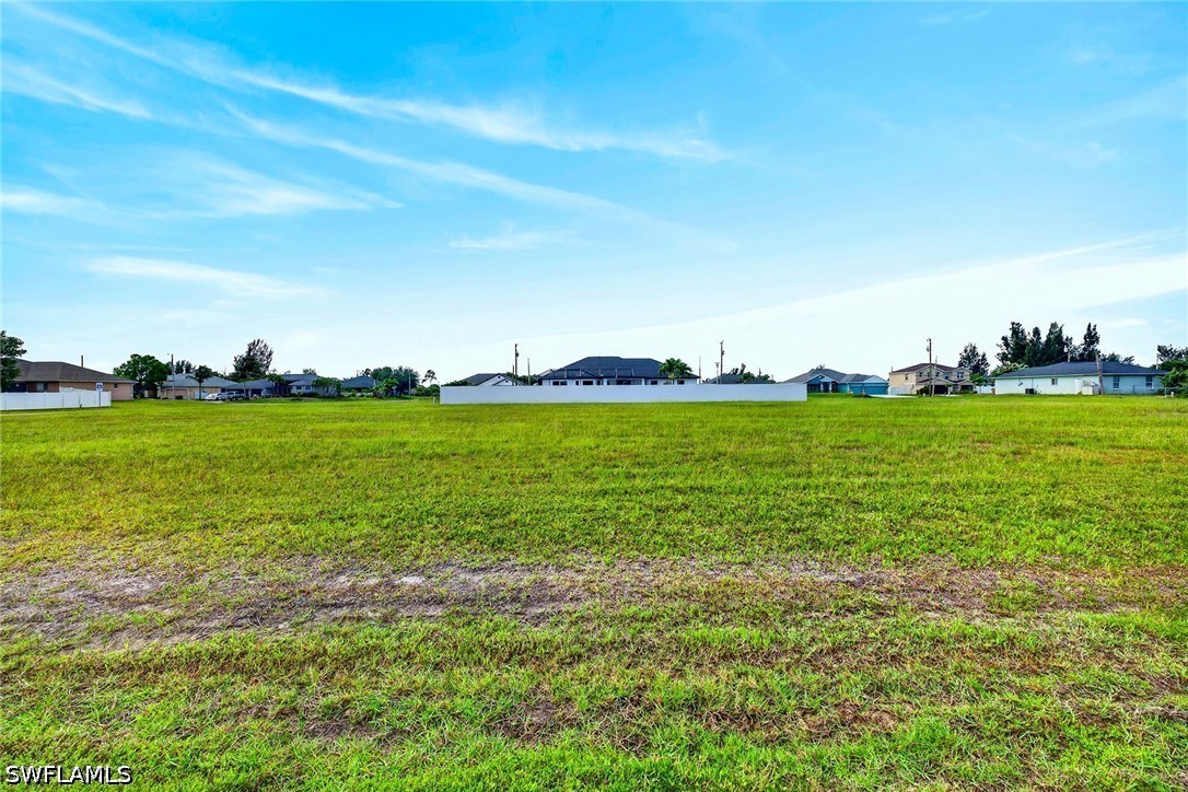 2806 Tropicana Pkwy W Property Photo 6