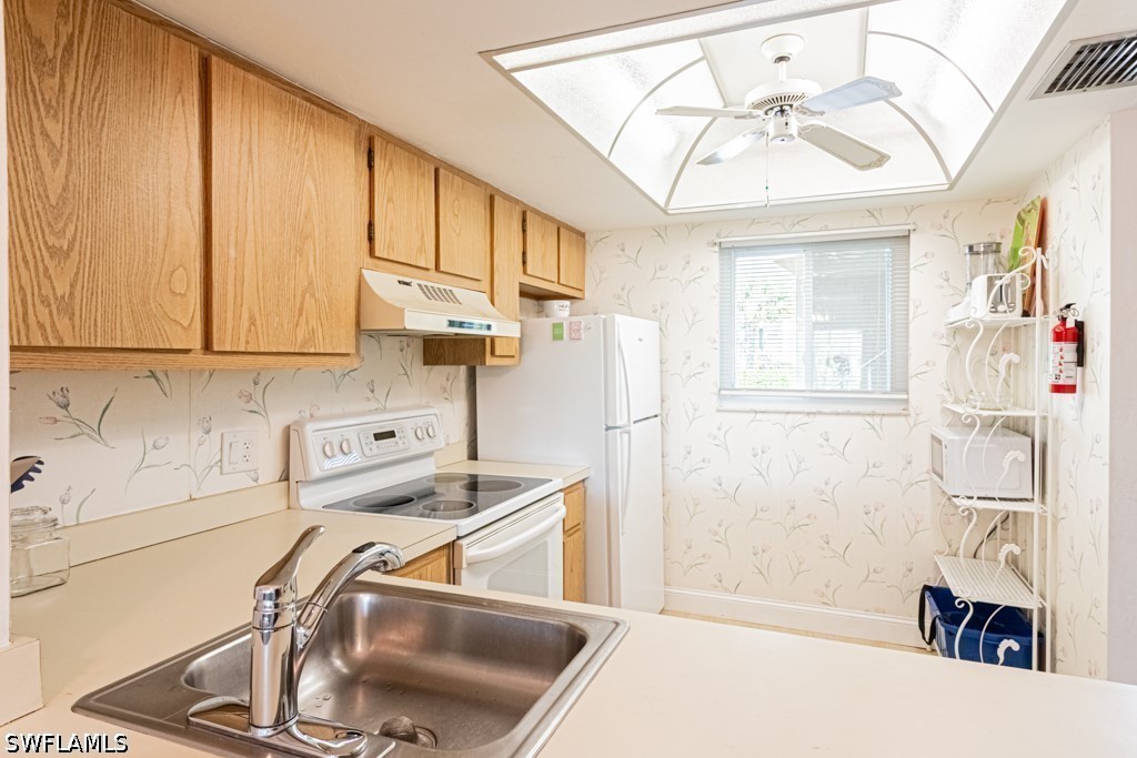 1022 Manatee Rd D107 Property Photo 20