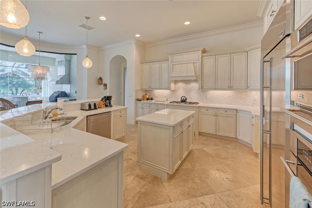 9683 Lipari Ct Property Photo 8