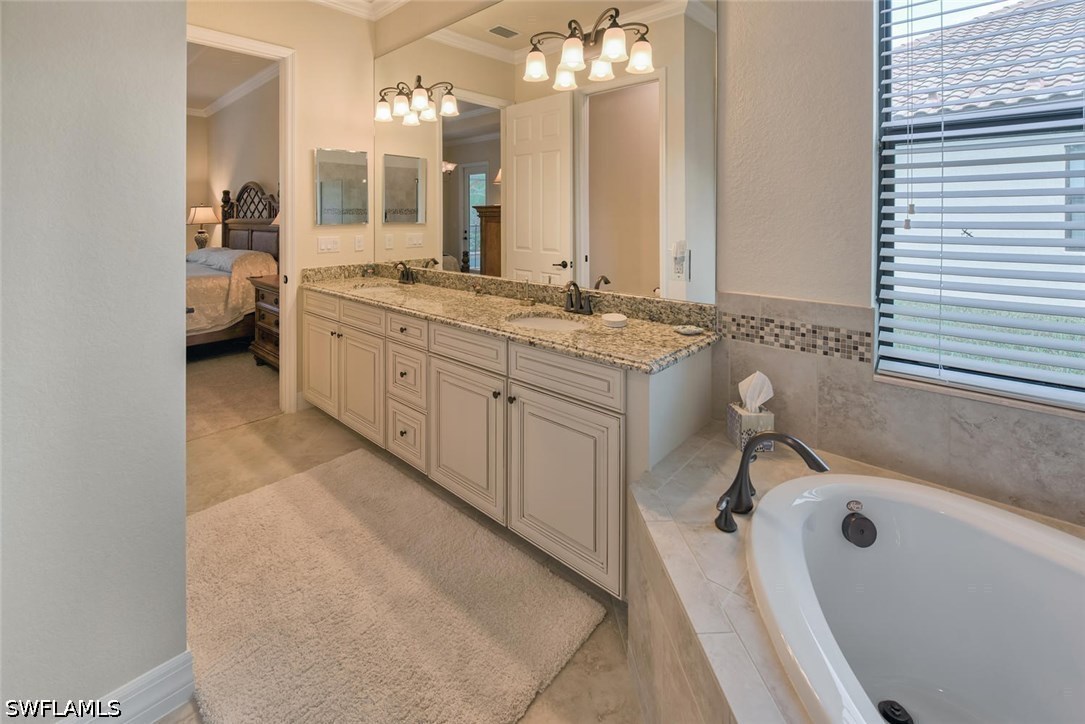 9387 Vercelli Ct Property Photo 12