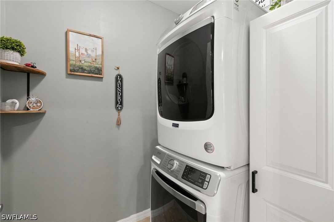 3215 Birchin Ln Property Photo 20