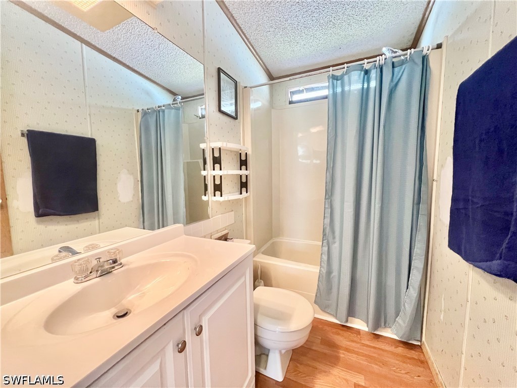 573 Cape Florida Ln Property Photo 19
