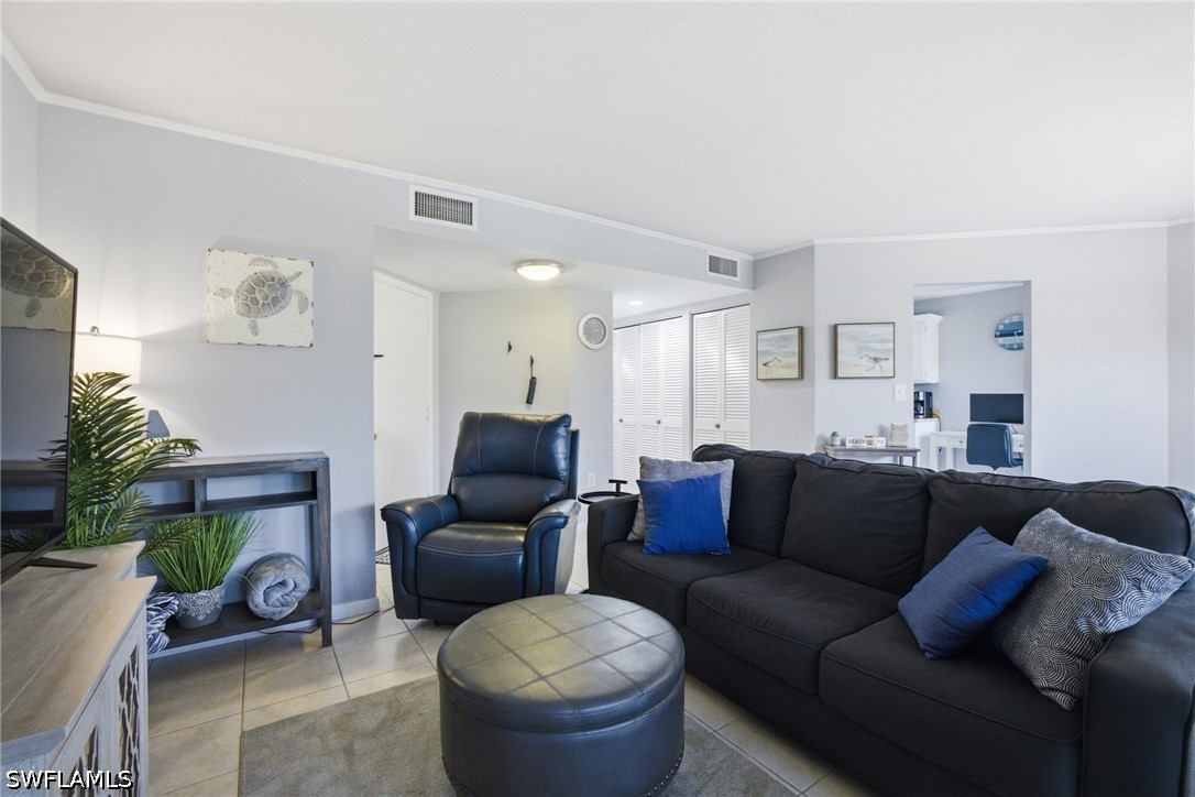 1504 Mainsail Dr 6 Property Photo 3