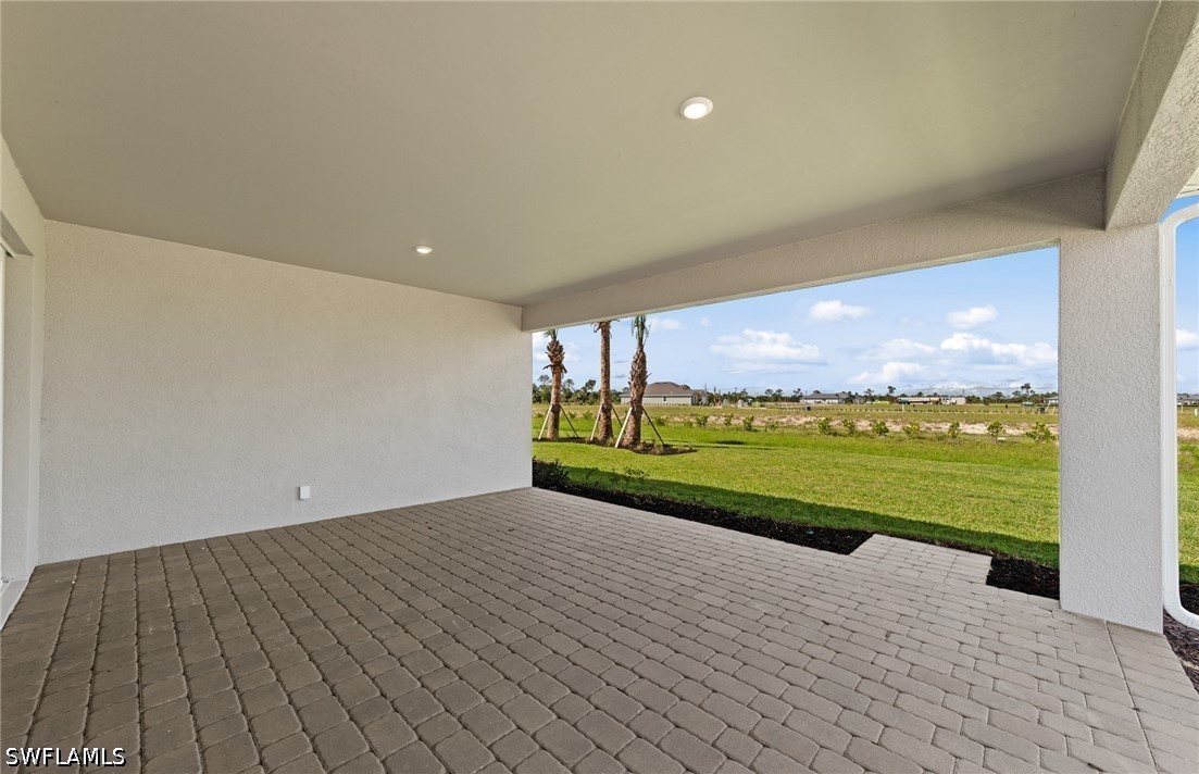 44589 Emerald St Property Photo 33
