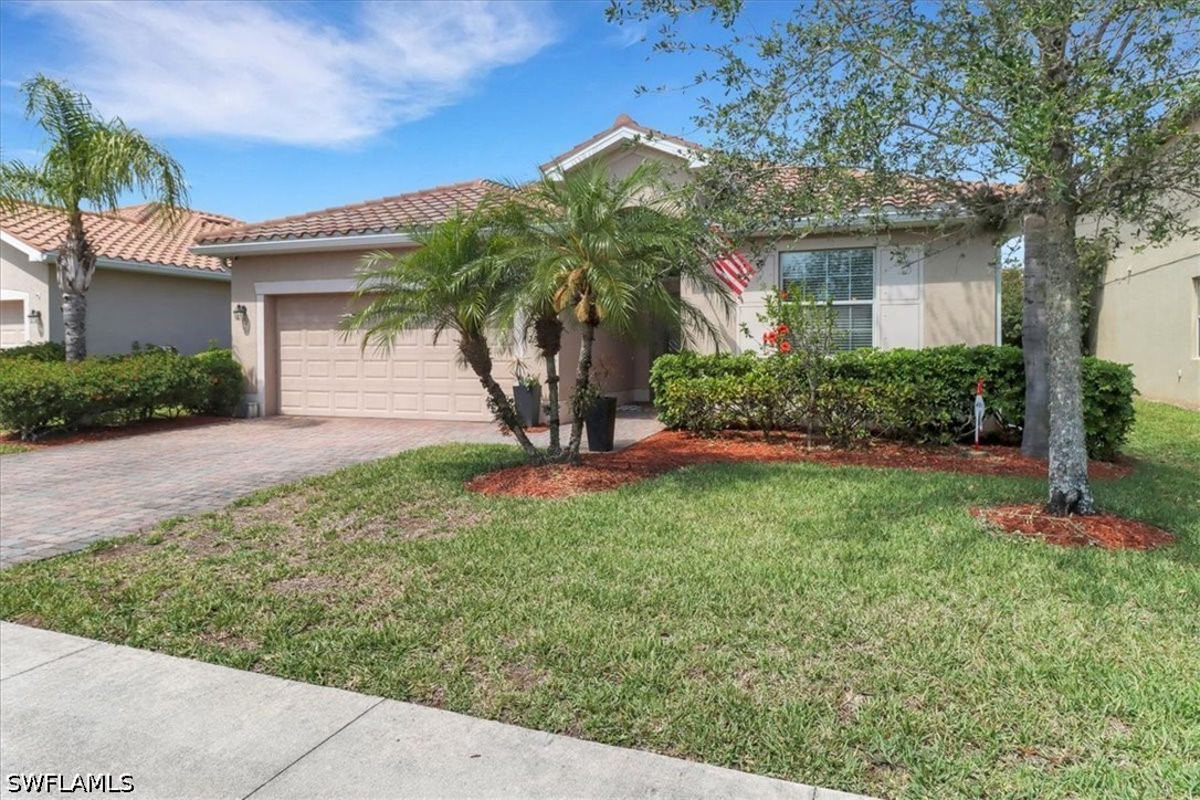 2391 Heydon Cir E Property Photo 3