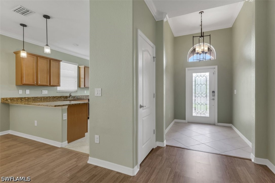 2391 Heydon Cir E Property Photo 4