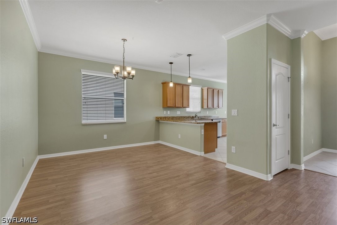 2391 Heydon Cir E Property Photo 6