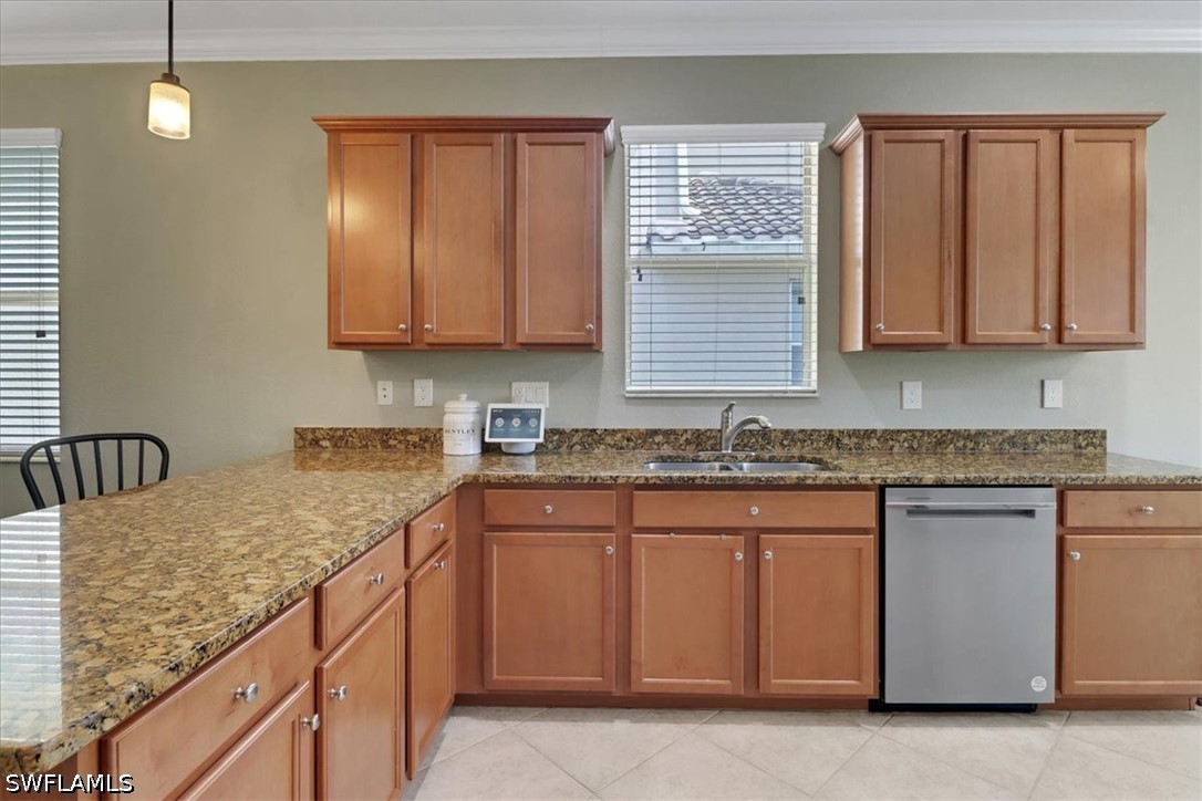 2391 Heydon Cir E Property Photo 9