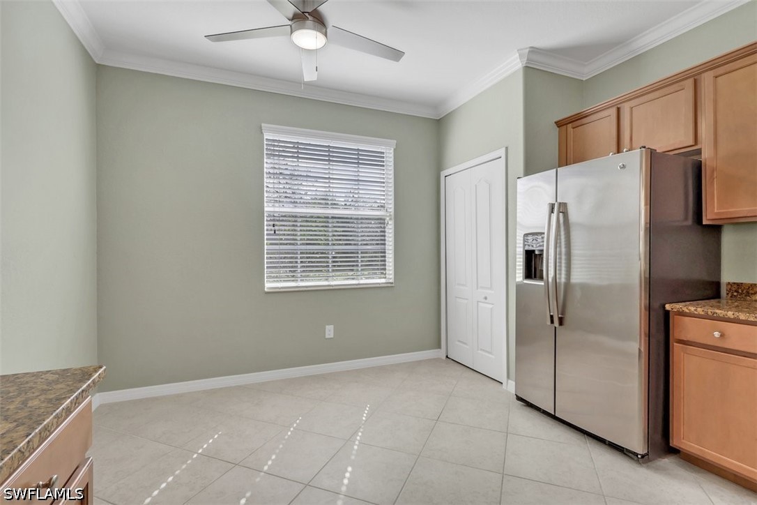 2391 Heydon Cir E Property Photo 10