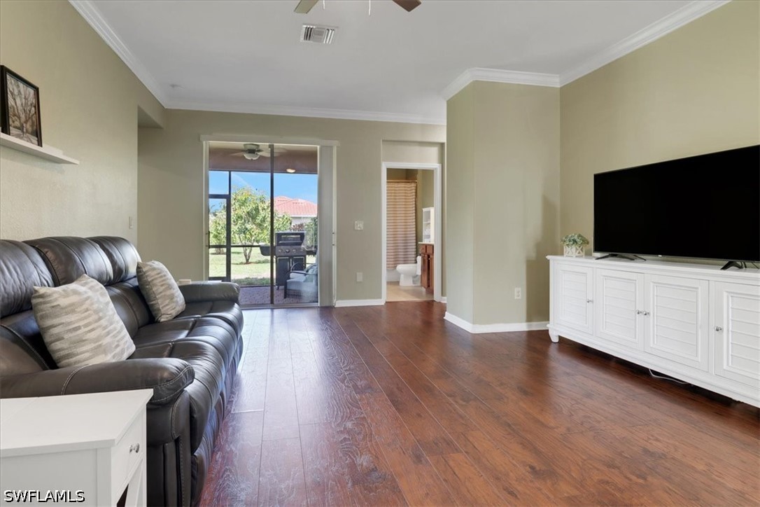 2391 Heydon Cir E Property Photo 14