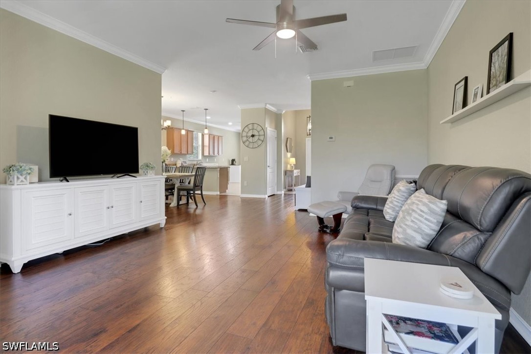 2391 Heydon Cir E Property Photo 16