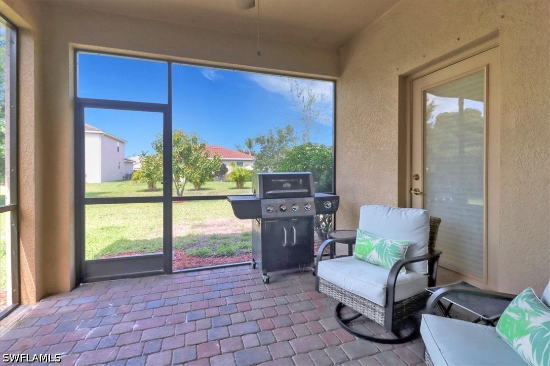 2391 Heydon Cir E Property Photo 29