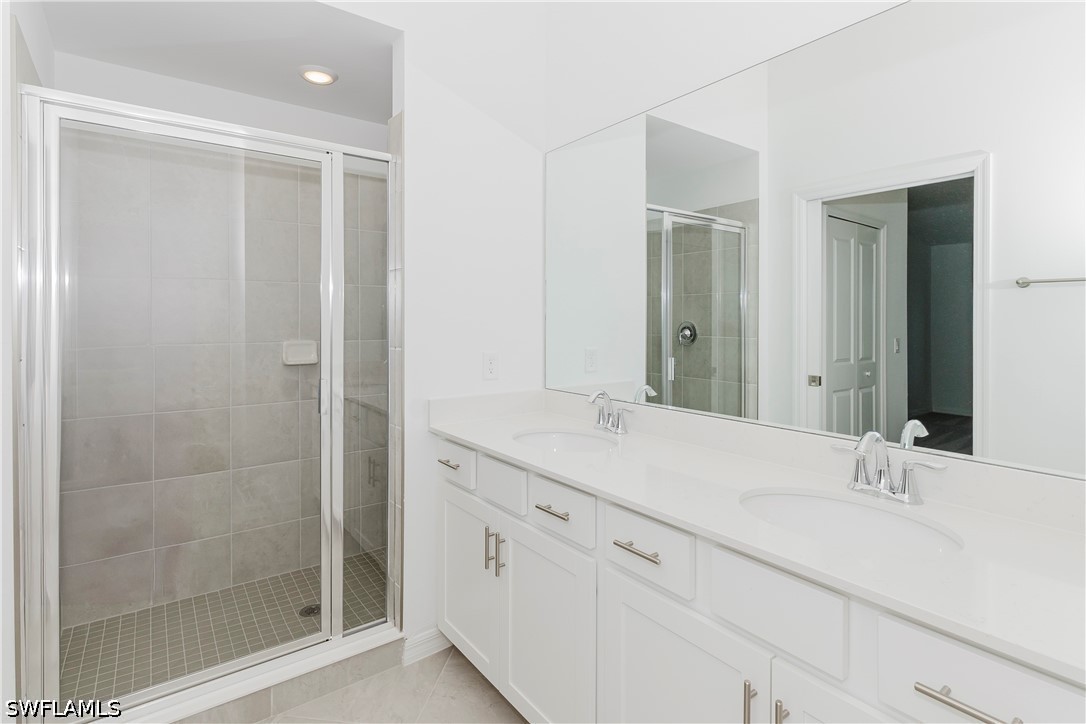 5454 Double Eagle Cir 3325 Property Photo 7