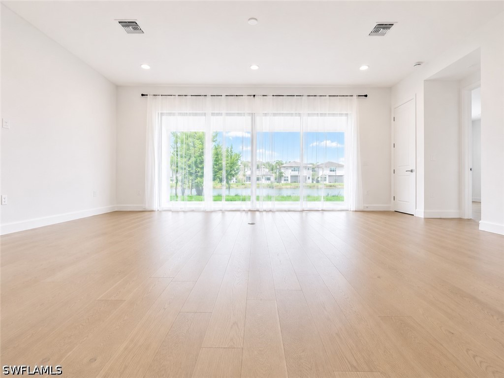 20408 Estero Crossing Blvd Property Photo 5