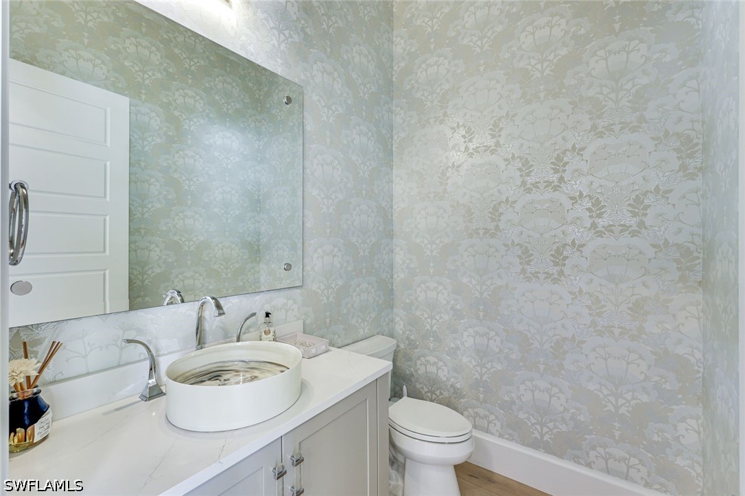760 Park Shore Dr Property Photo 20