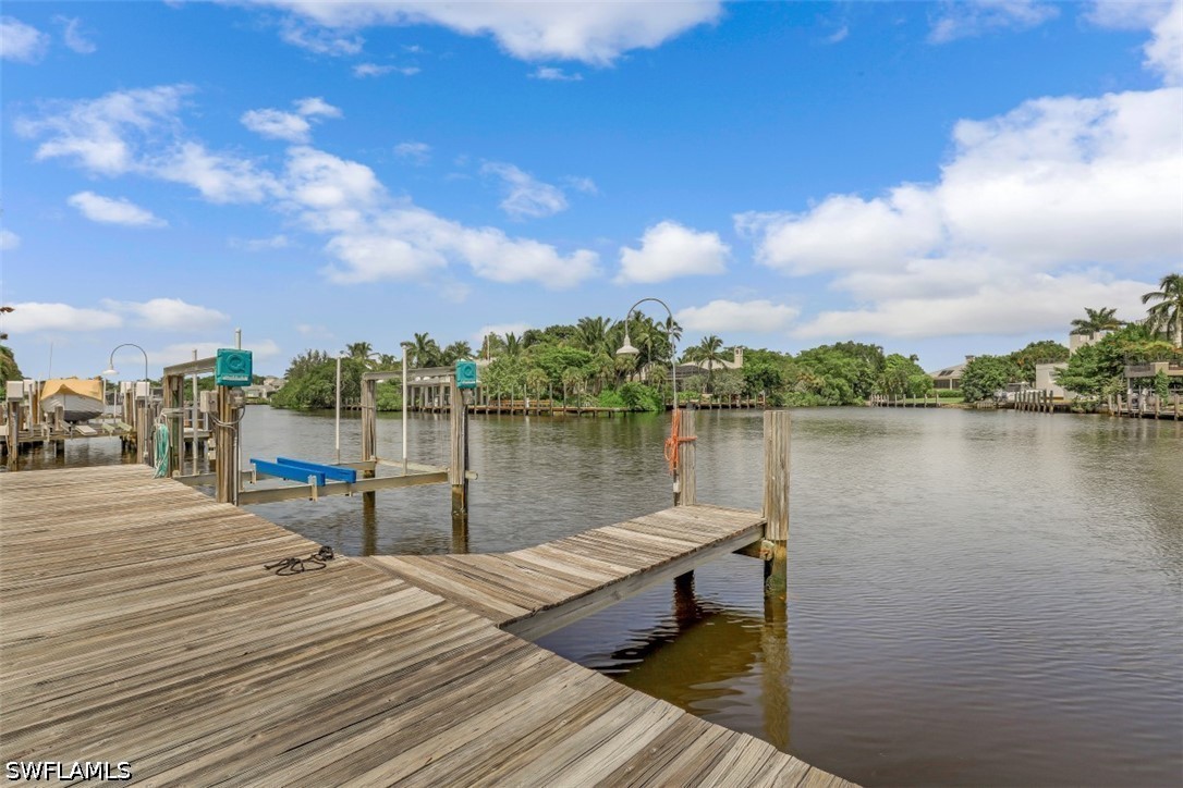 655 Galleon Dr Property Photo 40