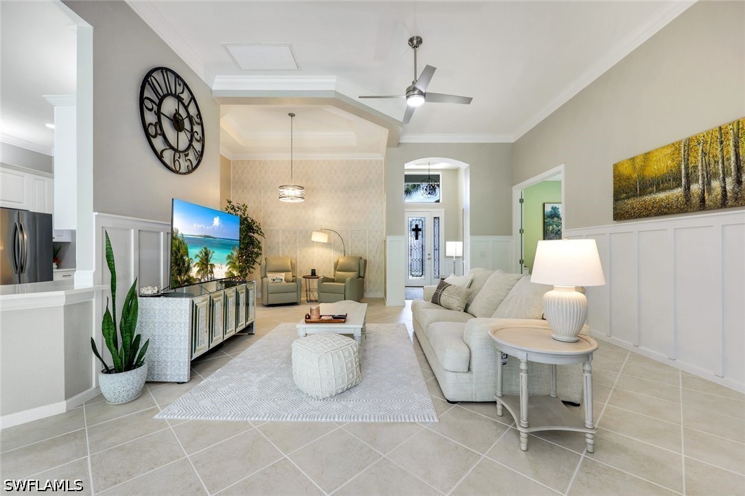 16221 Parque Ln Property Photo 4