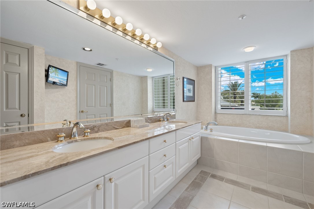 6849 Grenadier Blvd 201 Property Photo 22