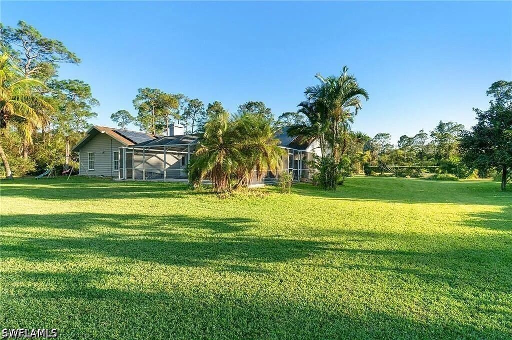 6011 Sea Grass Ln Property Photo 5