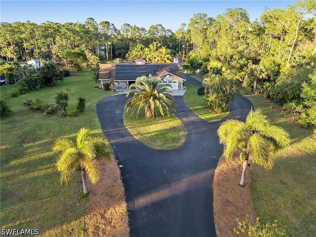 6011 Sea Grass Ln Property Photo 9