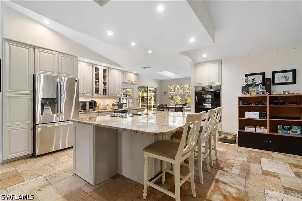 6011 Sea Grass Ln Property Photo 13
