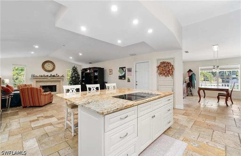 6011 Sea Grass Ln Property Photo 16