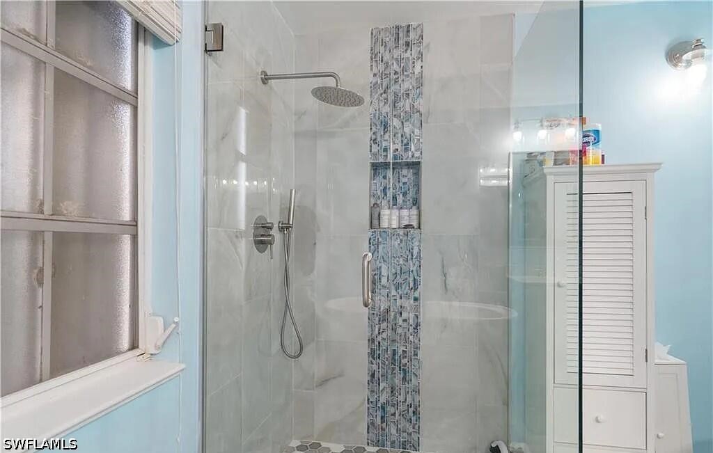 6011 Sea Grass Ln Property Photo 21