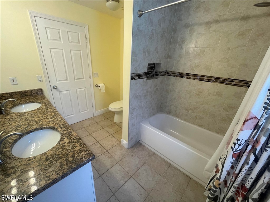 6011 Sea Grass Ln Property Photo 28