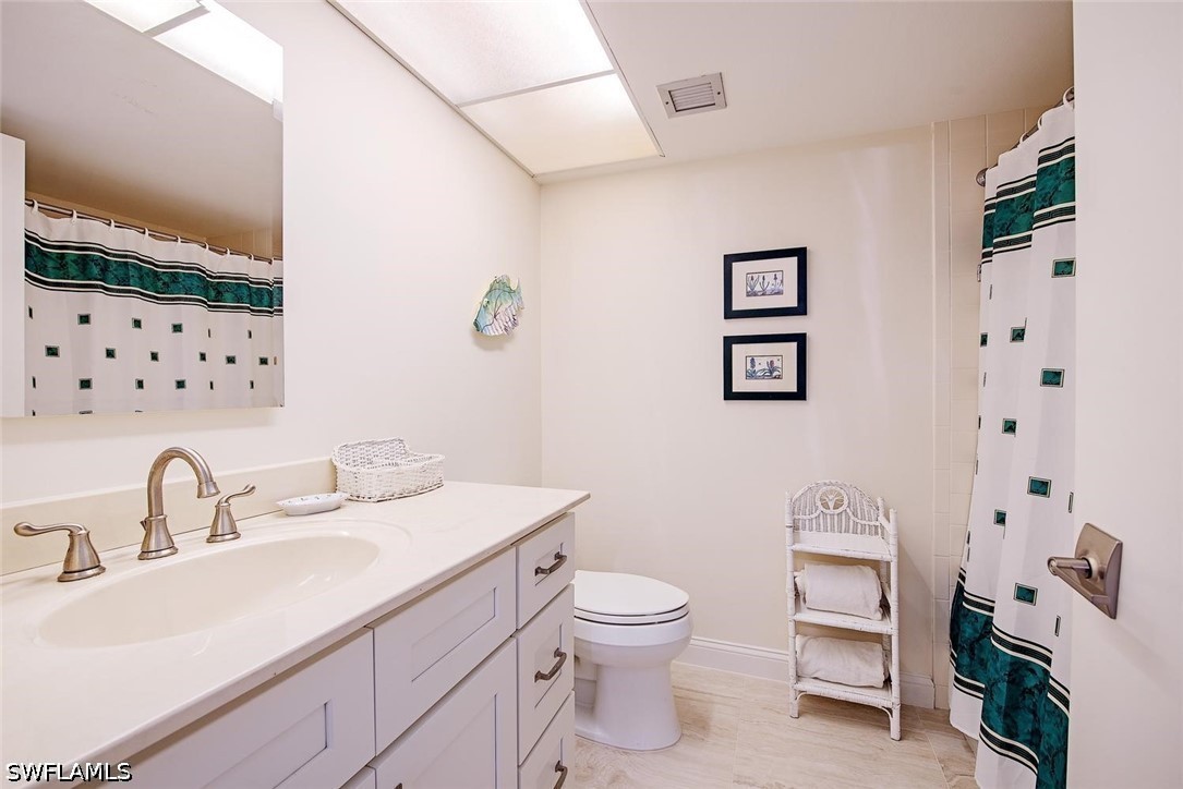 4401 Gulf Shore Blvd N D306 Property Photo 10