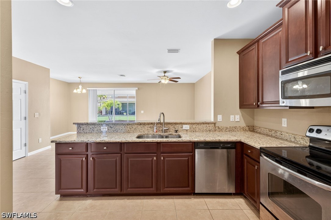 3806 Clearbrook Ln Property Photo 6