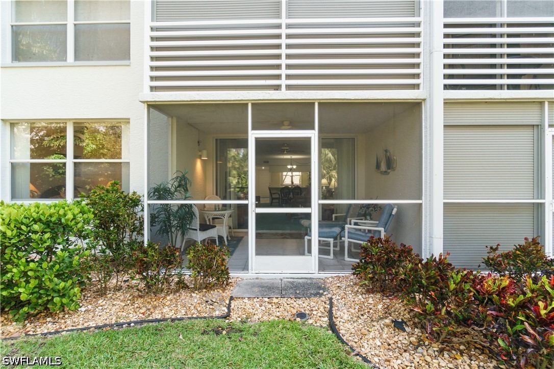 290 Naples Cove Dr 2103 Property Photo 3