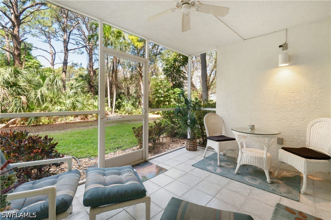 290 Naples Cove Dr 2103 Property Photo 22