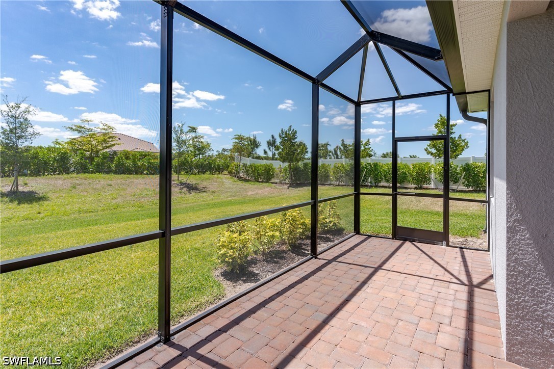 2140 Dragonfruit Way Property Photo 26