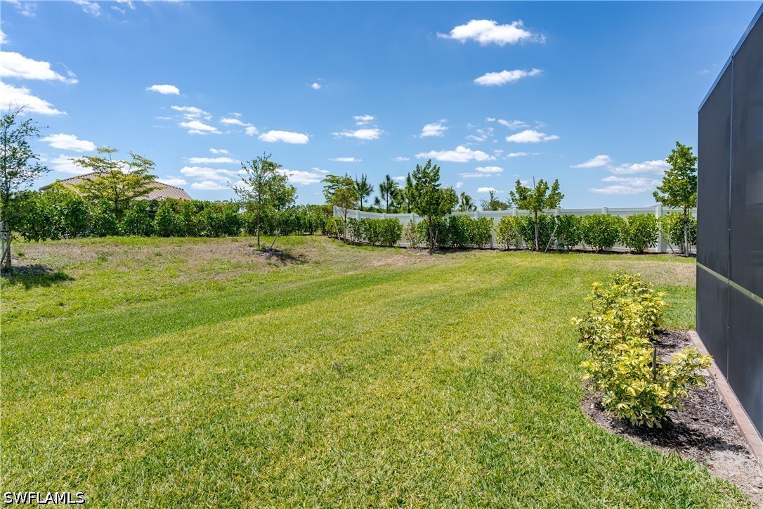 2140 Dragonfruit Way Property Photo 35