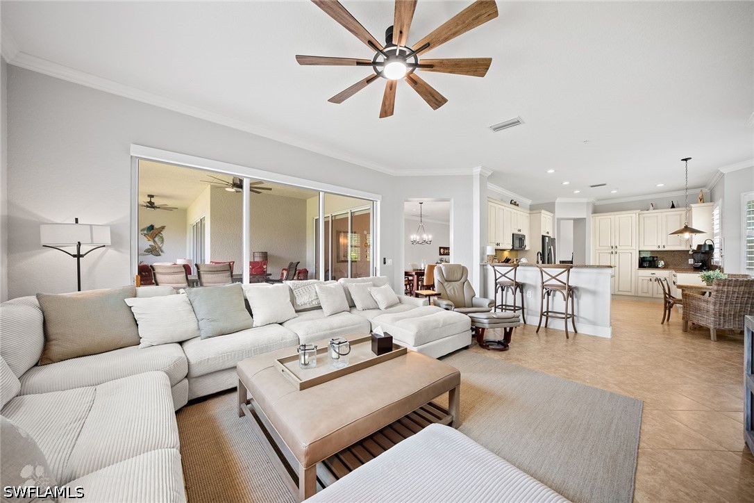 9205 Museo Cir 201 Property Photo 6