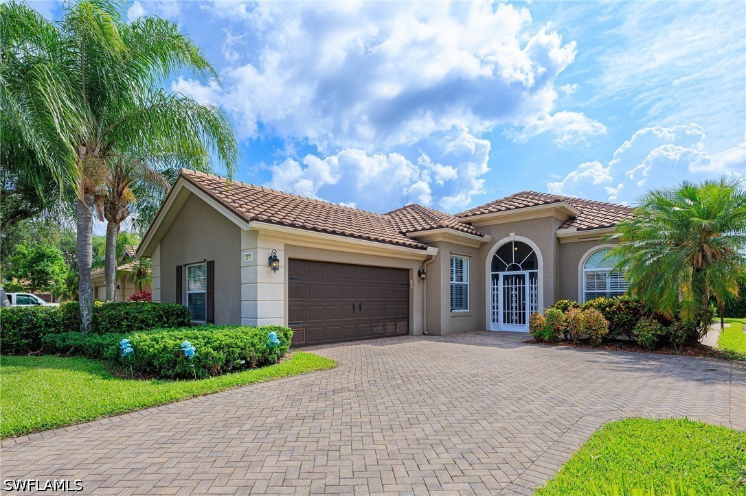 2271 Heydon CIR W Property Photo 1