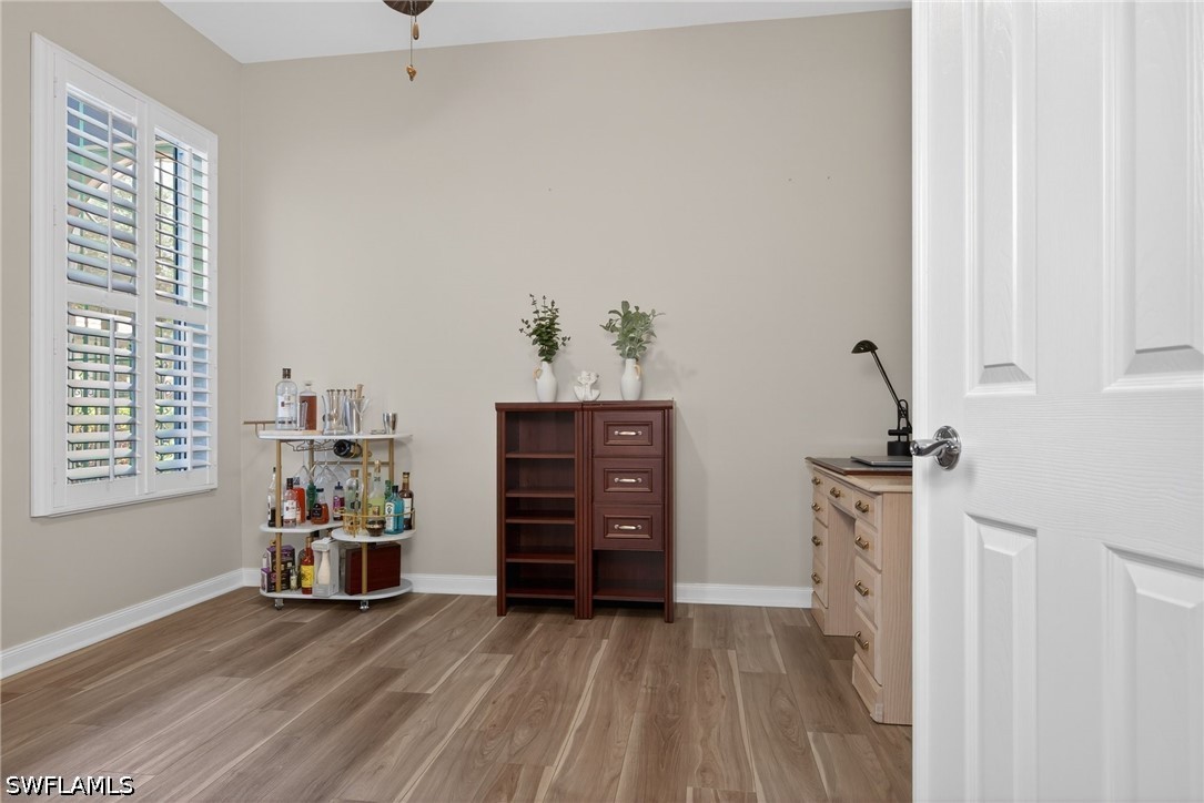 2271 Heydon Cir W Property Photo 22