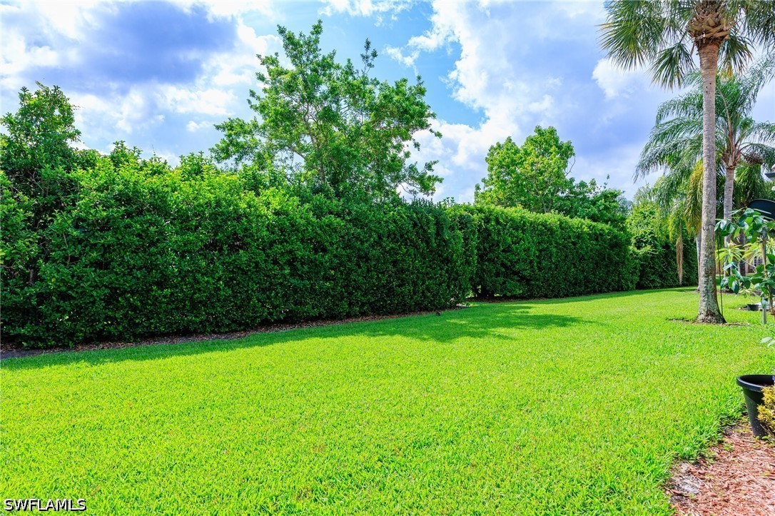 2271 Heydon Cir W Property Photo 25