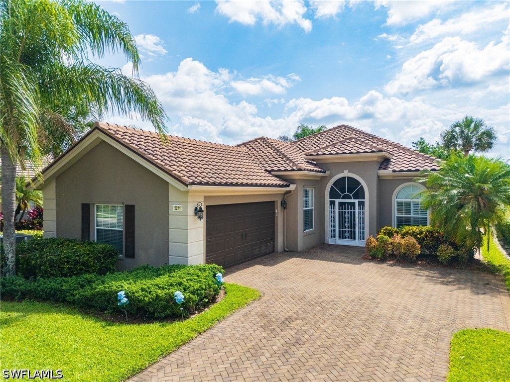 2271 Heydon Cir W Property Photo 26