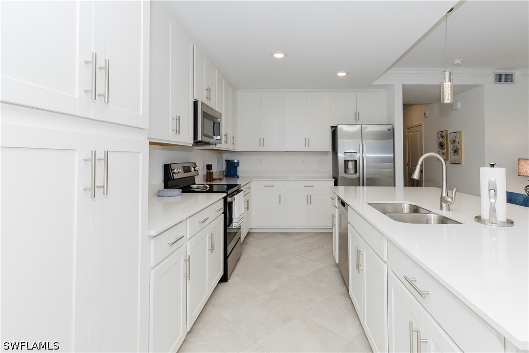 5715 Double Eagle Cir 4413 Property Photo 11