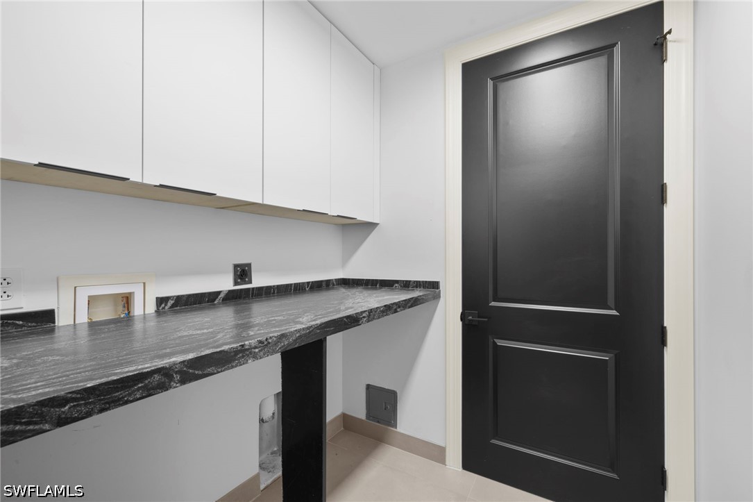 23191 Fashion Dr 8106 Property Photo 16