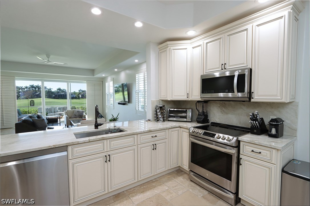 5963 Trophy Dr 2002 Property Photo 10