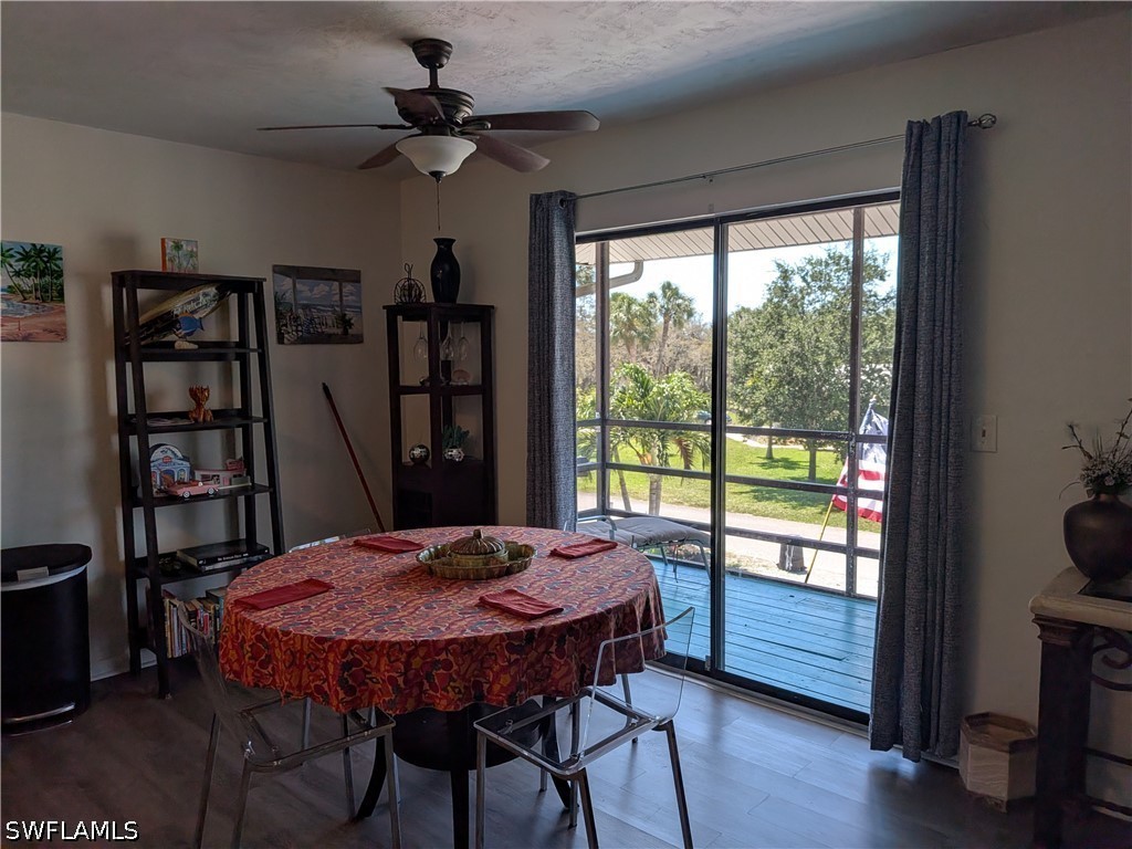 27599 Lime St Property Photo 9