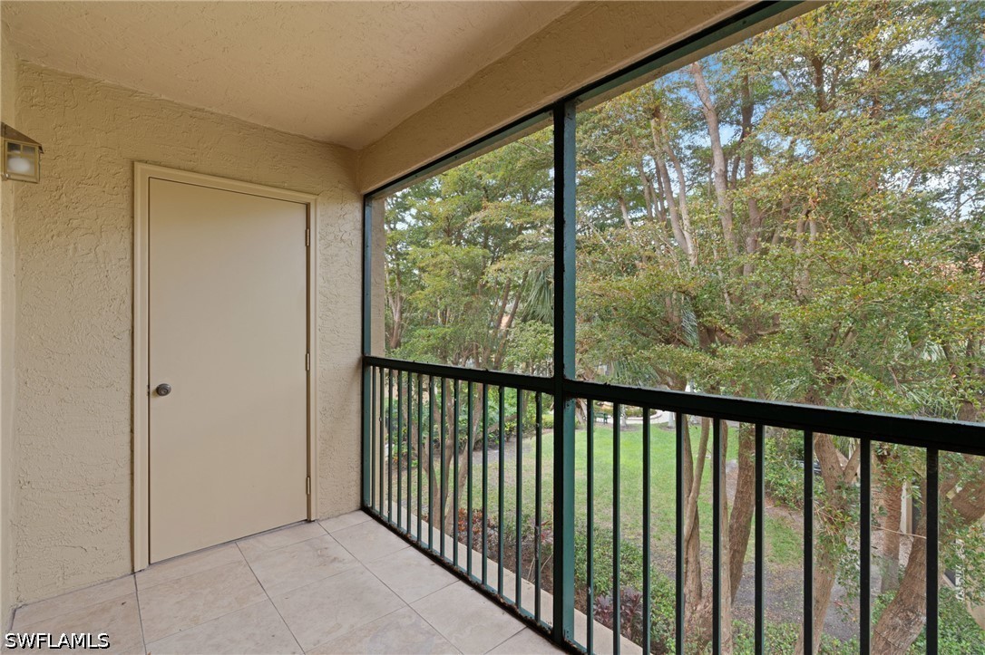 8940 Colonnades Ct E 734 Property Photo 6