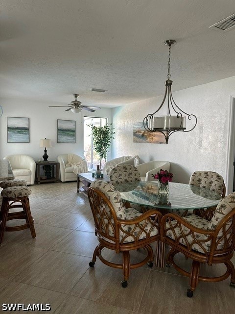 27124 Edenbridge Ct Property Photo 6