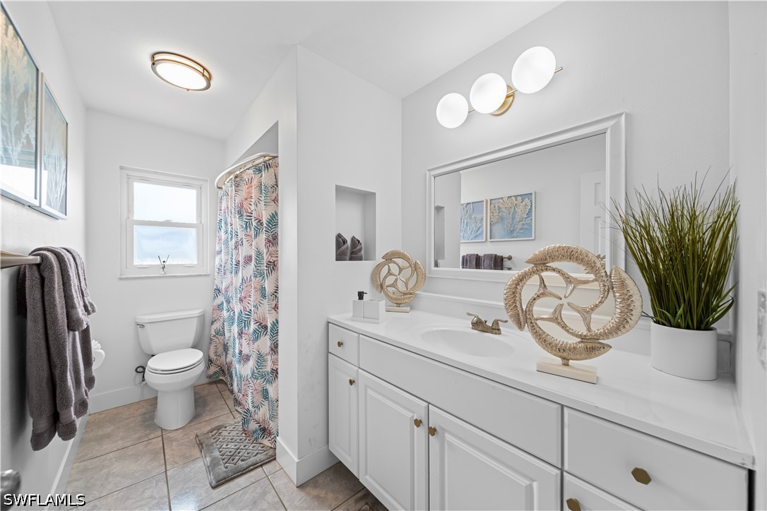 226019651 Property Photo 25